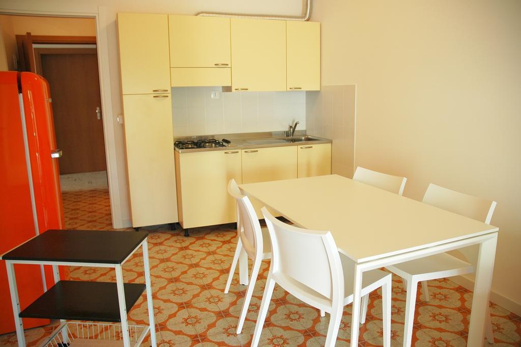 Residence Isvico Lignano Sabbiadoro Chambre photo